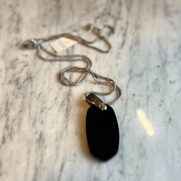 KENDRA SCOTT Inez Necklace Silver, Black Glass Pendant - Picture 3 of 9